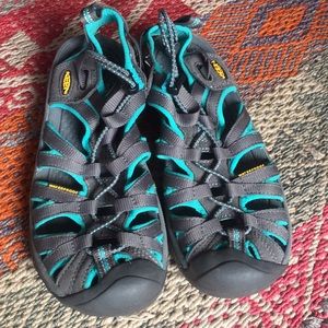 Keens whisper sandals, women’s size 7